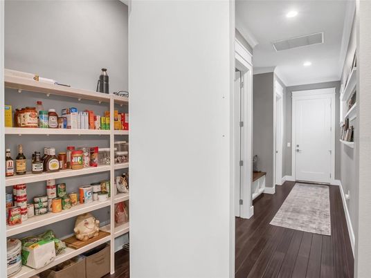 Interior, Recessed Lighting, Wood Texture Flooring