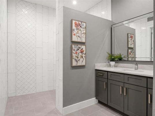 Bathroom, Interior, Recessed Lighting