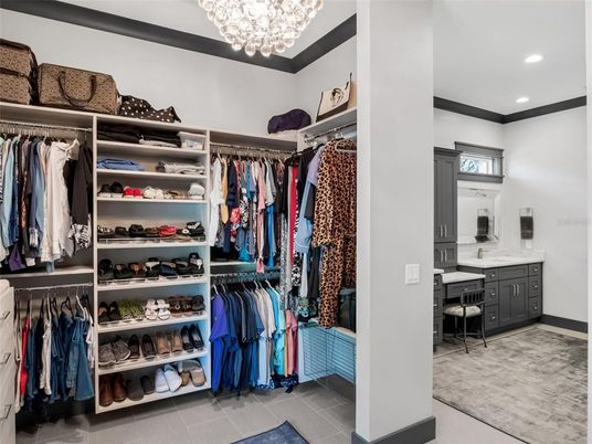 Chandelier, Interior, Recessed Lighting, Walk-in Closets