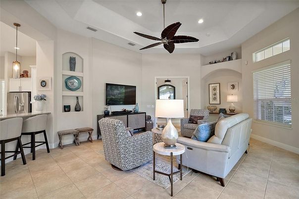Interior, Living room, Pendant Lights, Recessed Lighting, Stainless Steel Appliances