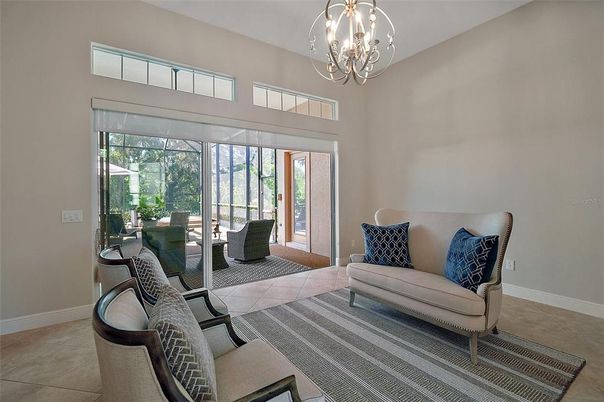 Chandelier, Interior, Sun Room