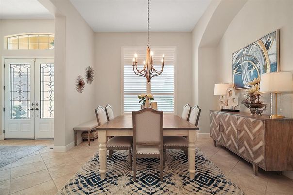 Chandelier, Dining room, Interior