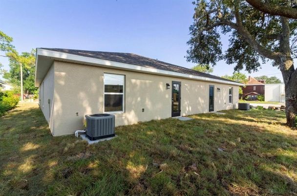 Backyard, Exterior