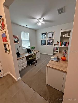 Home Office, Interior
