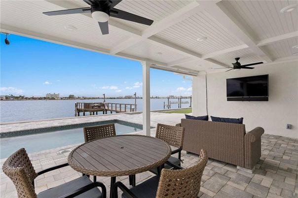 Exterior, Pool, Recessed Lighting, Water