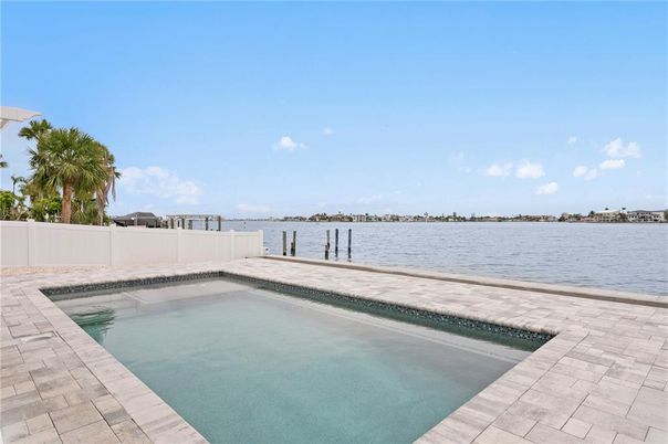 Exterior, Pool, Water