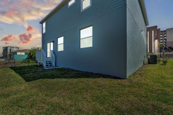 Backyard, Exterior
