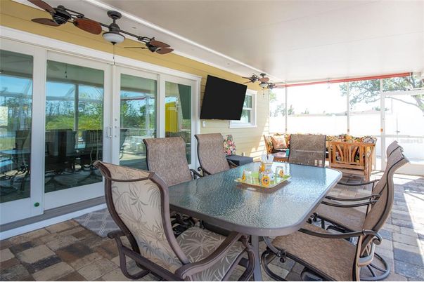 Dining room, Interior, Sun Room