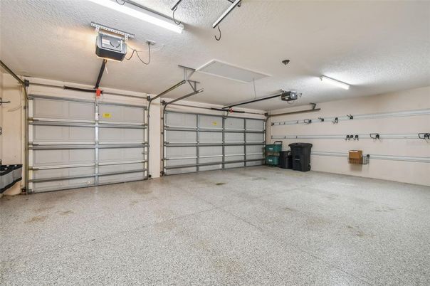 Garage, Interior