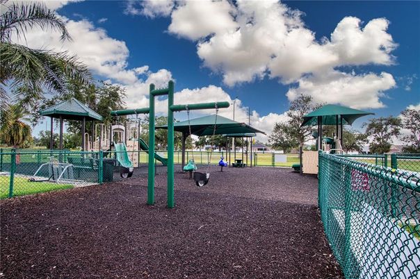Backyard, Exterior, Playground