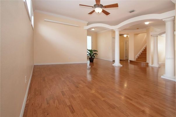 Empty room, Interior, Recessed Lighting, Wood Texture Flooring