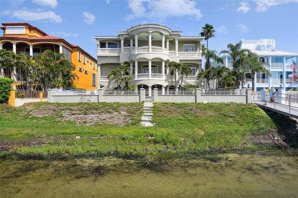 Backyard, Exterior, Facade, Mediterranean