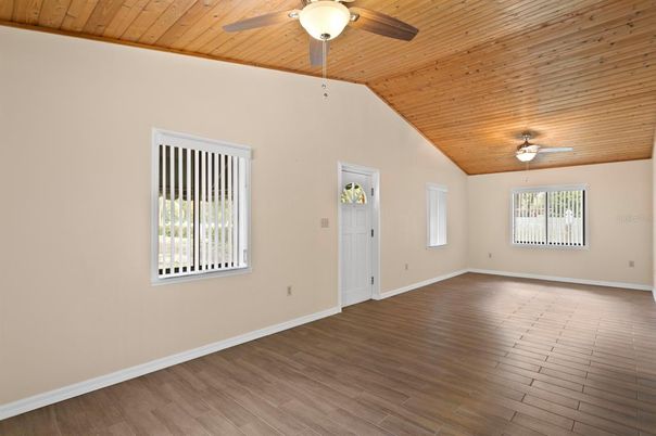 Empty room, Interior, Wooden Ceilings, Wood Texture Flooring