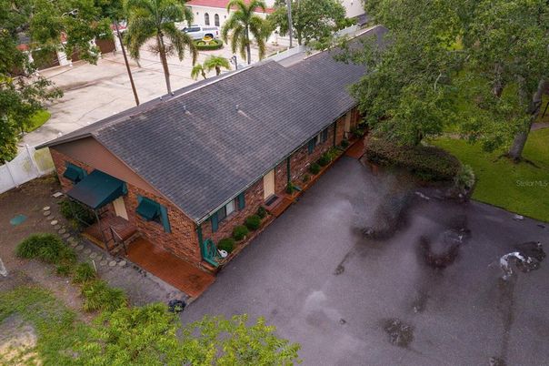 Exterior, Drone