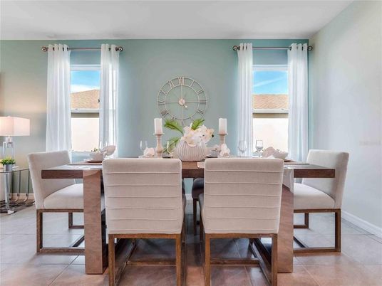 Dining room, Interior