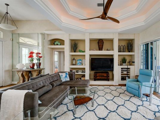Interior, Living room, Pendant Lights