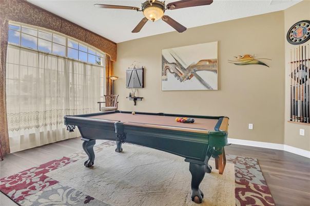 Billiard Table, Game Room, Interior, Wood Texture Flooring