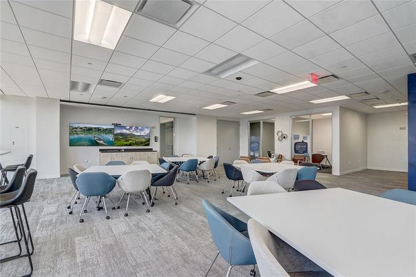 Dining room, Interior, Recessed Lighting