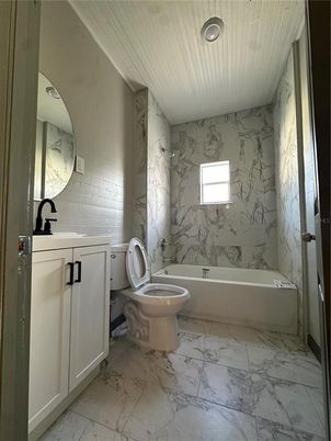 Bathroom, Free Standing Baths, Interior, Marble, Marble Walls, Recessed Lighting