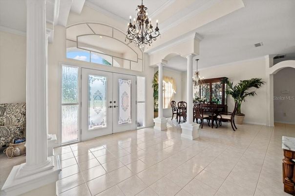 Chandelier, Dining room, Interior