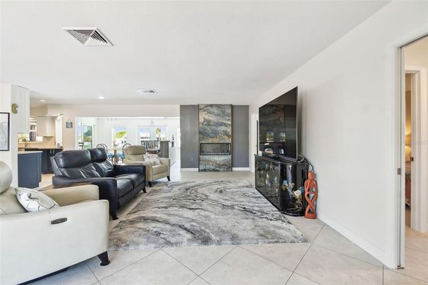 Fireplace, Interior, Living room, Recessed Lighting