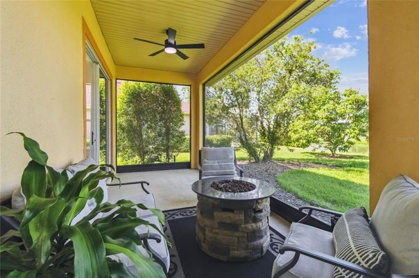 Exterior, Sun Room