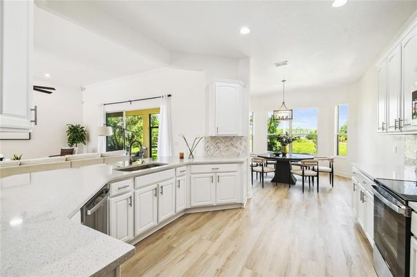 Dining room, Interior, Kitchen, Pendant Lights, Recessed Lighting, Wood Texture Flooring