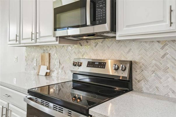 Interior, Kitchen, Stainless Steel Appliances