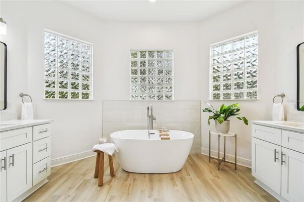 Bathroom, Free Standing Baths, Interior, Recessed Lighting, Wood Texture Flooring