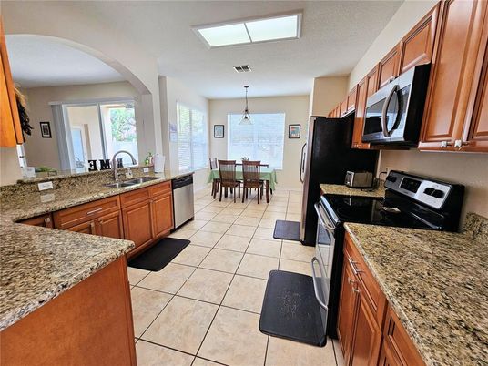 Dining room, Interior, Kitchen, Pendant Lights