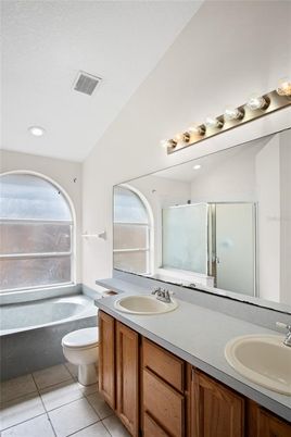 Bathroom, Dual Sink Vanities, Interior, Recessed Lighting