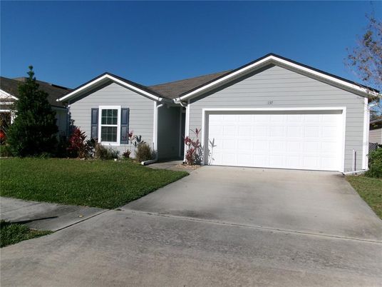 Attached, Exterior, Facade, Ranch