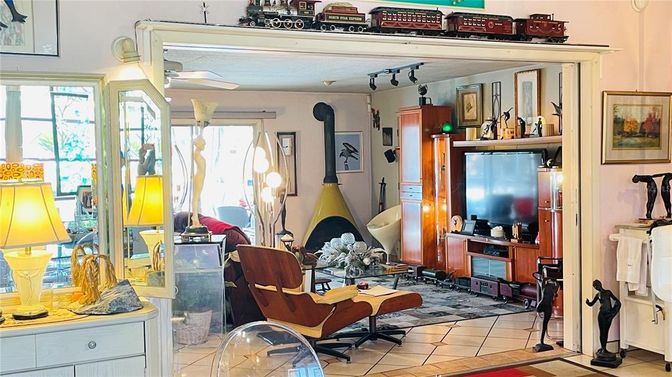 Fireplace, Interior, Living room