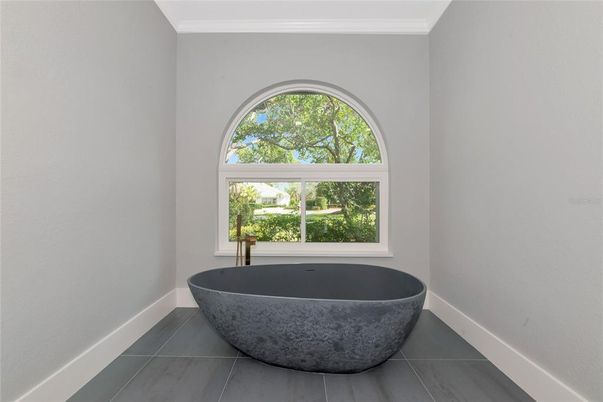 Bathroom, Free Standing Baths, Interior