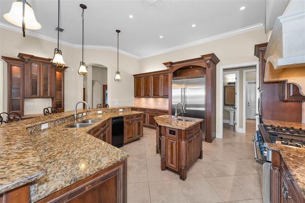 Interior, Kitchen, Pendant Lights, Recessed Lighting, Stainless Steel Appliances