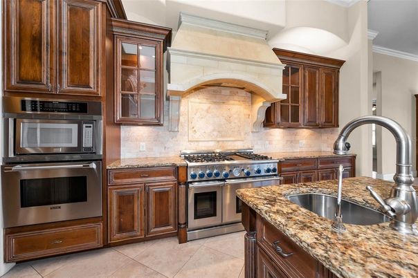 Interior, Kitchen, Stainless Steel Appliances