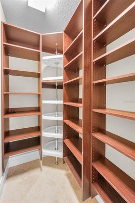 Interior, Walk-in Closets