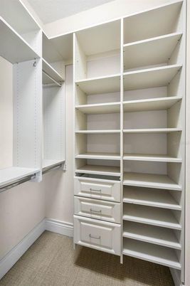 Interior, Walk-in Closets