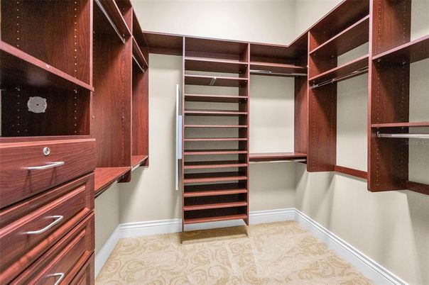 Interior, Walk-in Closets