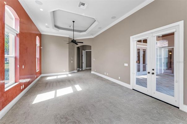 Empty room, Interior, Recessed Lighting