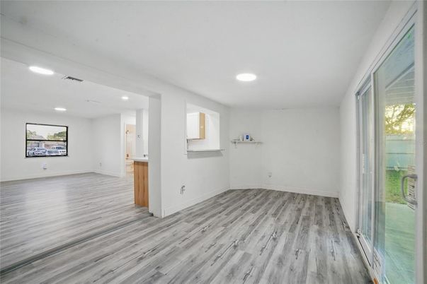 Empty room, Interior, Recessed Lighting, Wood Texture Flooring