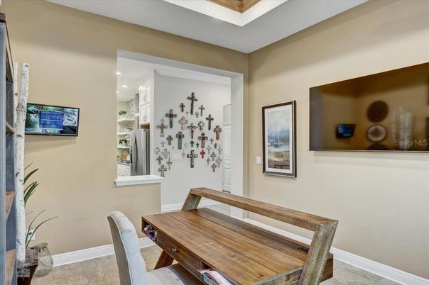 Dining room, Interior, Recessed Lighting
