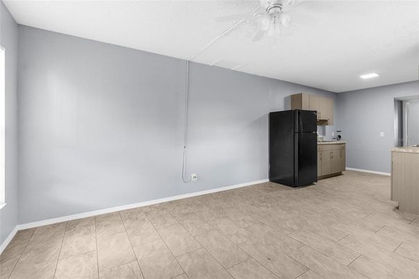 Empty room, Interior, Kitchen, Recessed Lighting