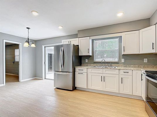 Interior, Kitchen, Pendant Lights, Recessed Lighting, Wood Texture Flooring