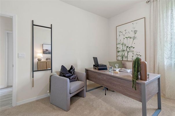 Home Office, Interior