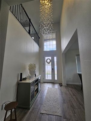 Interior, Pendant Lights, Wood Texture Flooring