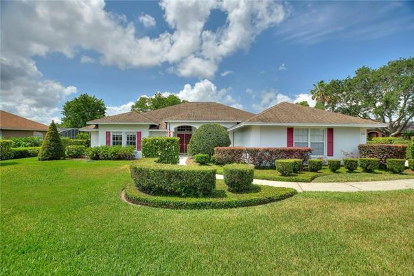 Backyard, Exterior, Facade, Ranch