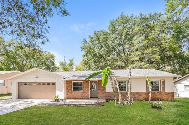 Attached, Exterior, Facade, Brick Facade, Ranch