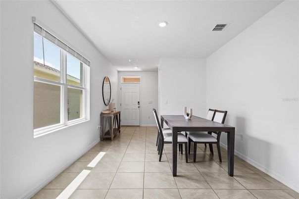 Dining room, Interior, Recessed Lighting