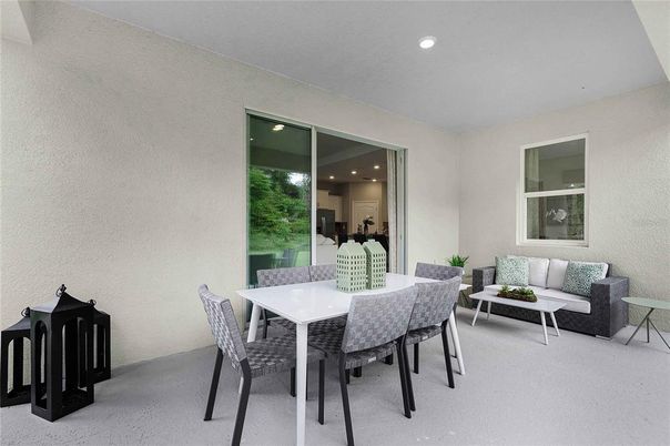 Dining room, Interior, Recessed Lighting